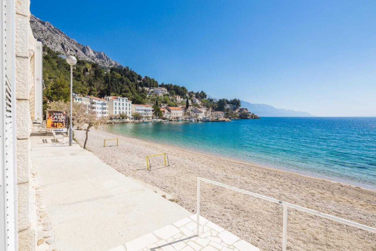 Beachfront Holiday Home - Private Heated Pool Mimice Exterior photo
