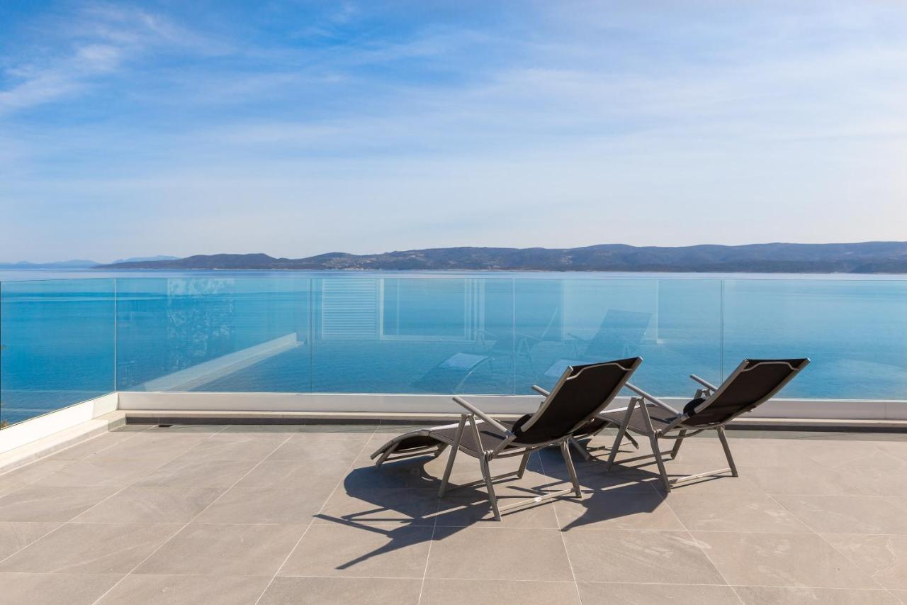 Beachfront Holiday Home - Private Heated Pool Mimice Exterior photo