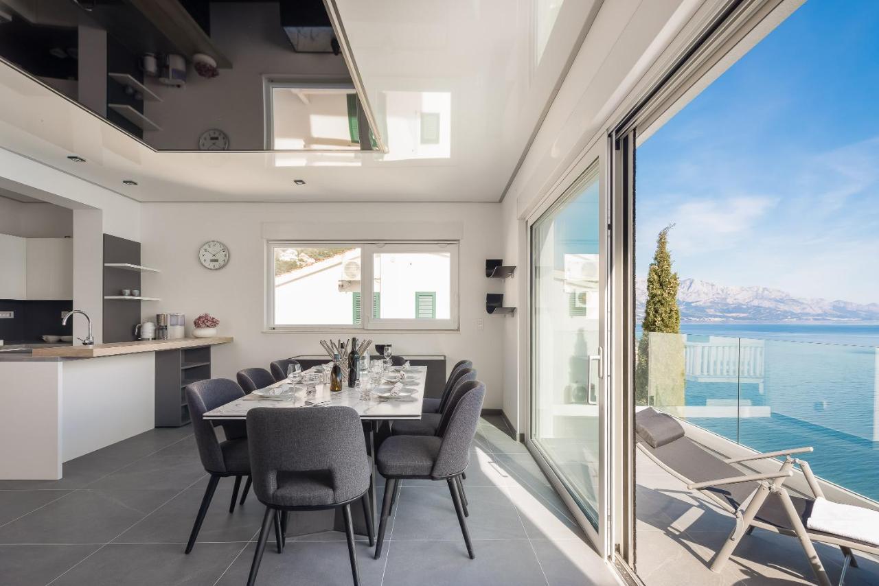 Beachfront Holiday Home - Private Heated Pool Mimice Exterior photo