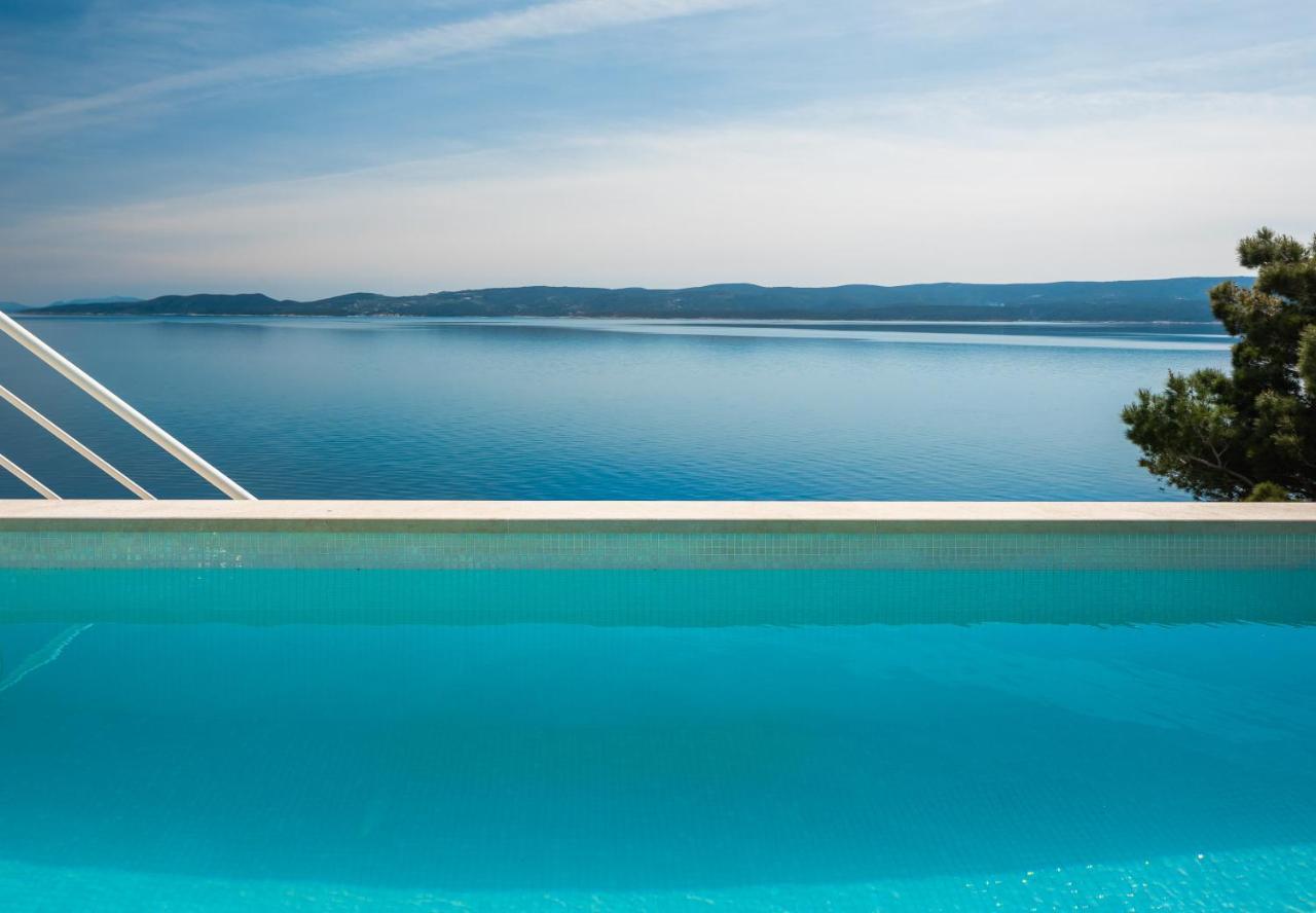 Beachfront Holiday Home - Private Heated Pool Mimice Exterior photo